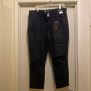 Brand new, tags attached. Size 17 high rise, rolled hems, distressed knees